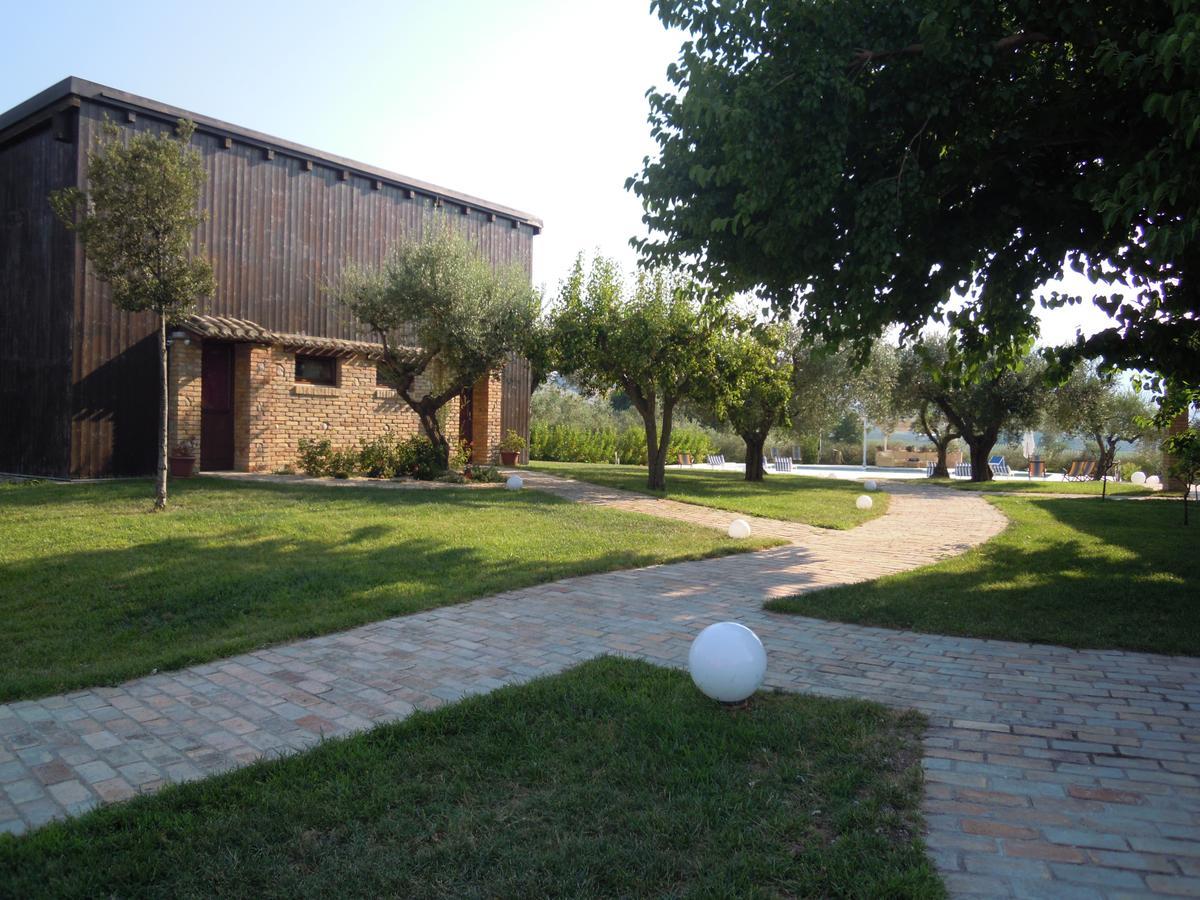 Agriturismo Piccolo Albero Loreto Aprutino Eksteriør bilde